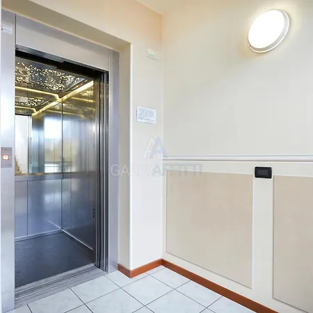 Cici - Comfort E Terrazza Privata A Pochi Minuti Dal Apartamento Sirmione